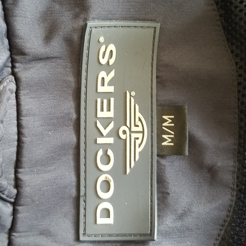 (M) Mens Dockers Outdoor Activewear Hiking Camping Athleisure Running Workout - Picture 6 of 12